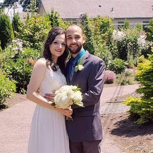 Meet your Posher, Lara